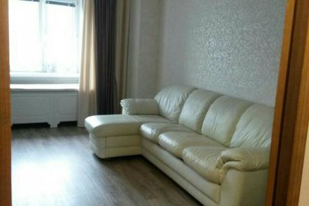 Двухкомнатная квартира возле Бизнес Центра