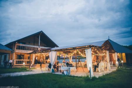 Коттедж 270 м² на участке 20 сот.