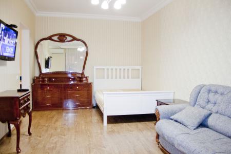 1-к квартира возле ТРЦ Фаворит