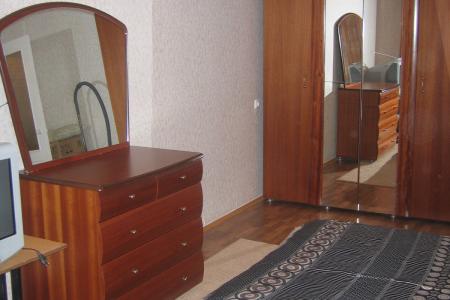 1 комнатная квартира в новом районе рядом с ФСО