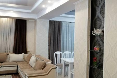 сдаем квартиру шикарную, люкс в центре города Бишкек