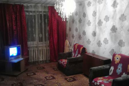 Двухкомнатная квартира возле автовокзала, напротив Нац.Музея