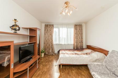 квартира на сутки, часы,  недели, возле ярмарки, жд вокзала, фок, 7 небо, близко центр города