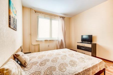 1-к квартира, 40 м², 15/24 эт.