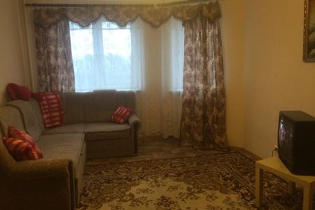 Уютная квартира в новом доме, тихий район, 5 минут от вокзала, 15 минут от Лавры