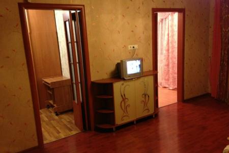 Четырехкомнатная квартира, 80 кв.м.