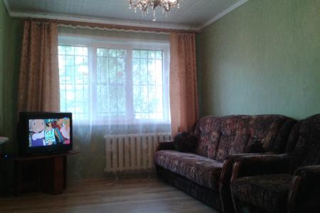 Сдам 1-комн.кв-ру в Брагино в хорошем месте рядом парк,магазин,остановка.