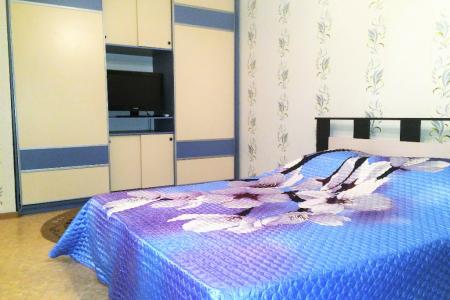 Квартира в центре города на Площади мира