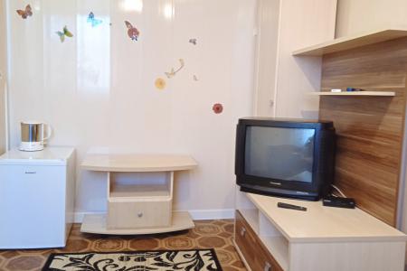 Студия в Твери рядом с Медицинским колледжем с закрытой личной парковкой