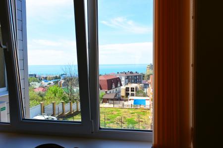 Студия с видом на море