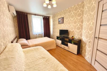 Уютная, красивая квартира в доме около ТЦ "Космопорт"