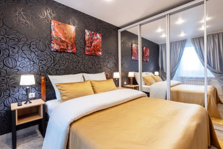 Пять Звёзд на Дубровинского