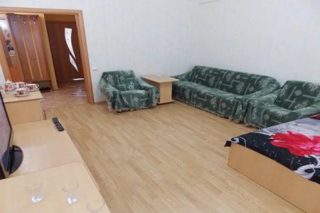 Сдаю однокомнатную квартира по по прсоп.Максима Горького, 16