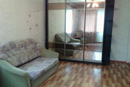 Двухкомнатная квартира в центре города.