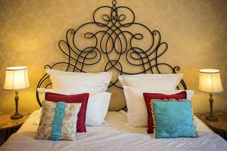 Трехкомнатная квартира в районе Театральной площади