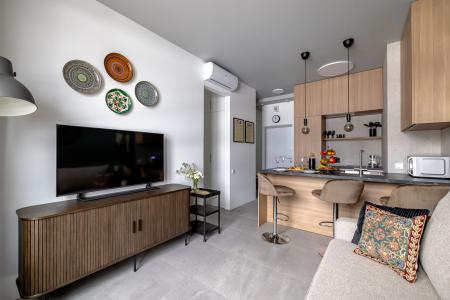 Двухкомнатные люкс аппартаменты около метро.