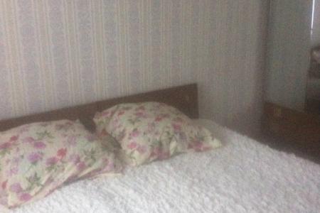 ДВУХКОМНАТНАЯ КВАРТИРА  В РАЙОНЕ " ЧАЙКИ"