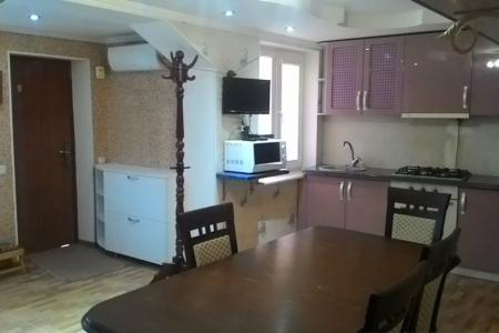 Двухкомнатная квартира в центре