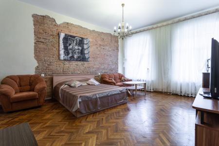 Просторная квартира рядом с Эрмитажем