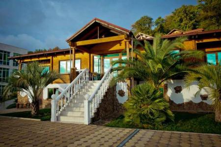 Вилла у бассейна в закрытом Комплексе отдыха & SPA