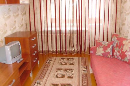 2-комнатная квартира на улице Углическая, рядом ЖД вокзал Ярославль-Главный