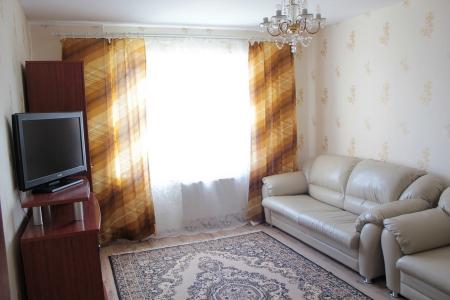 Стильная 1комн. квартира на сутки возле ТЦ Грин