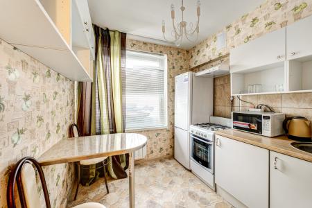 Сдаю квартиру Героя Яцкова, 18