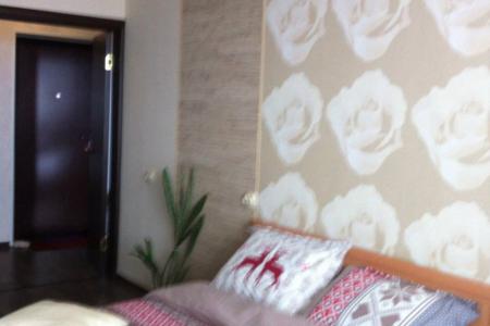 сдаётся посуточно 1-комнатная квартира не далеко от центра в экологически чистом районе