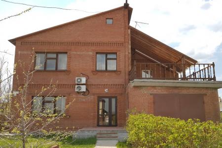 Коттедж "PartyHouse" напротив Южного города