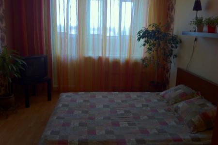 Двухкомнатная квартира в центре.