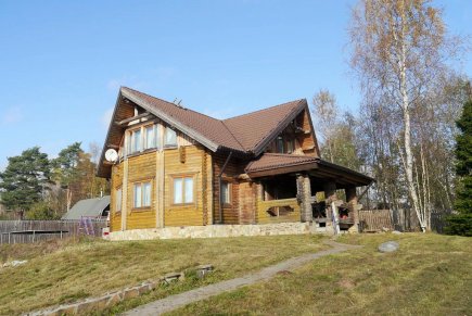 Сдам коттедж с баней в деревне Вартемяги