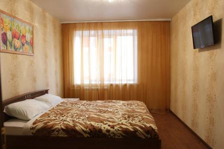 Двухкомнатная квартира возле ТЦ "Солнечный"