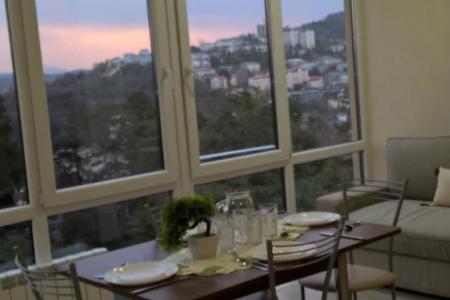 Уютная студия рядом с морем в элитном доме"Золотой колос"  возле Дендрария