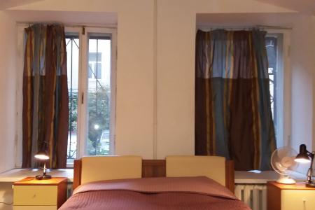 Однокомнатная квартира в самом центре, в 2-х минутах ходьбы от метро