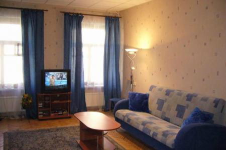 Отличная, не прокуренная квартира в самом центре. ЦУМ, Дворец Спорта, Диагностический.