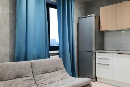 Сдаю апартаменты в центре города .