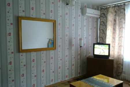 Уютная однокомнатная квартира, ул.Мира на Западной поляне