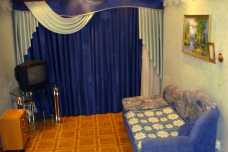 Сдам квартиру посуточно. Собственник. СибАДИ.