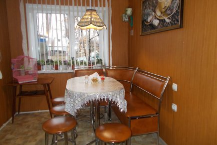 Двухэтажный дом, расположенный в 5 минутах езды от горнолыжного курорта.