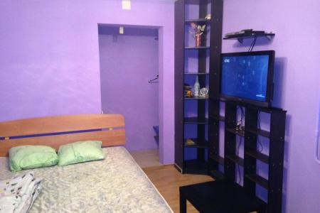 Квартира с евро ремонтом в центре ,рядом ЖД вокзал