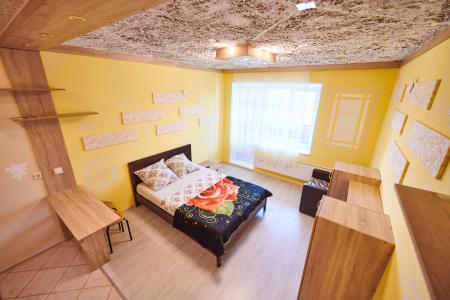 Квартира с почасовой или посуточной оплатой.