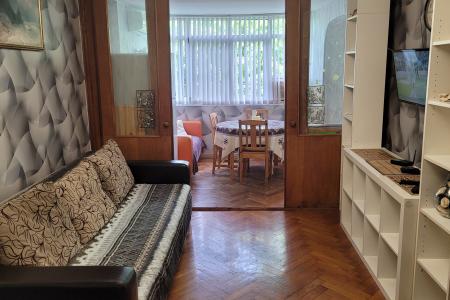 Уютна квартира с парковкой рядом с Ривьерой