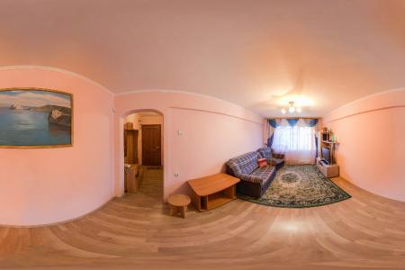 Трехкомнатная квартира в центре города с евро ремонтом