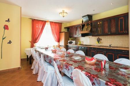 Сдам коттедж посуточно