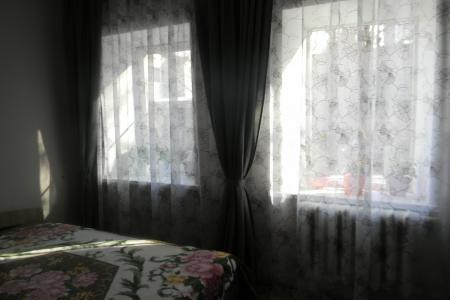 Двухкомнатная квартира, парковая зона, Свято-Никольский собор