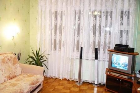 Однокомнатная квартира в тихом районе, недалеко от центра