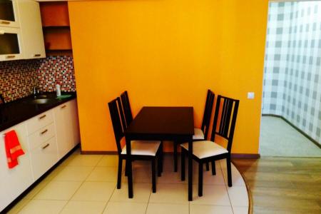 Однушка на Николаева, 85