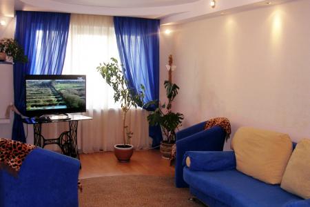 1-комн. евроквартира Минск, пр Пушкина, 33, ТВ - 42D, 3 D, Smart TV, более 100 каналов. Wi-fi