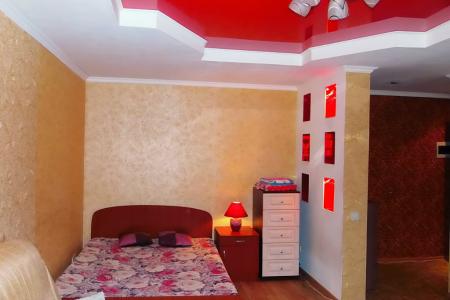 Прекрасная квартира с евро ремонтом в самом центре города. Отчетные документы. Хозяин.