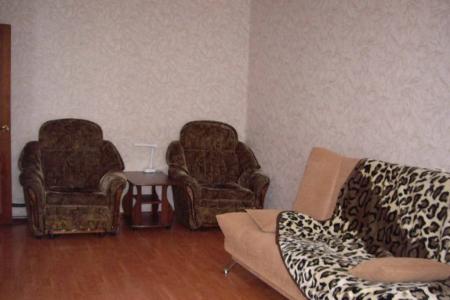 Аккуратная непрокуренная квартира в центре Левого берега